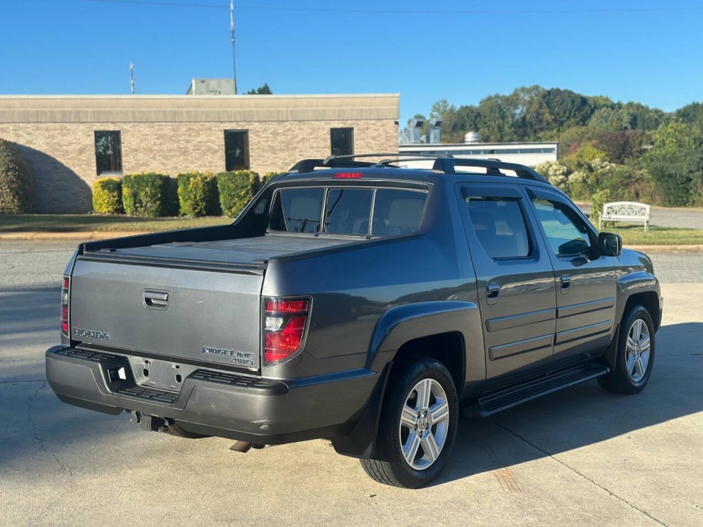 2012 Honda Ridgeline Image 5