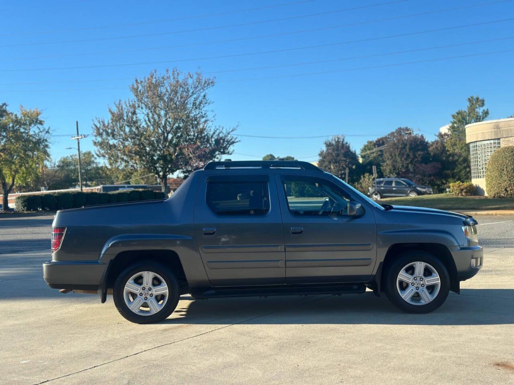 2012 Honda Ridgeline Image 6
