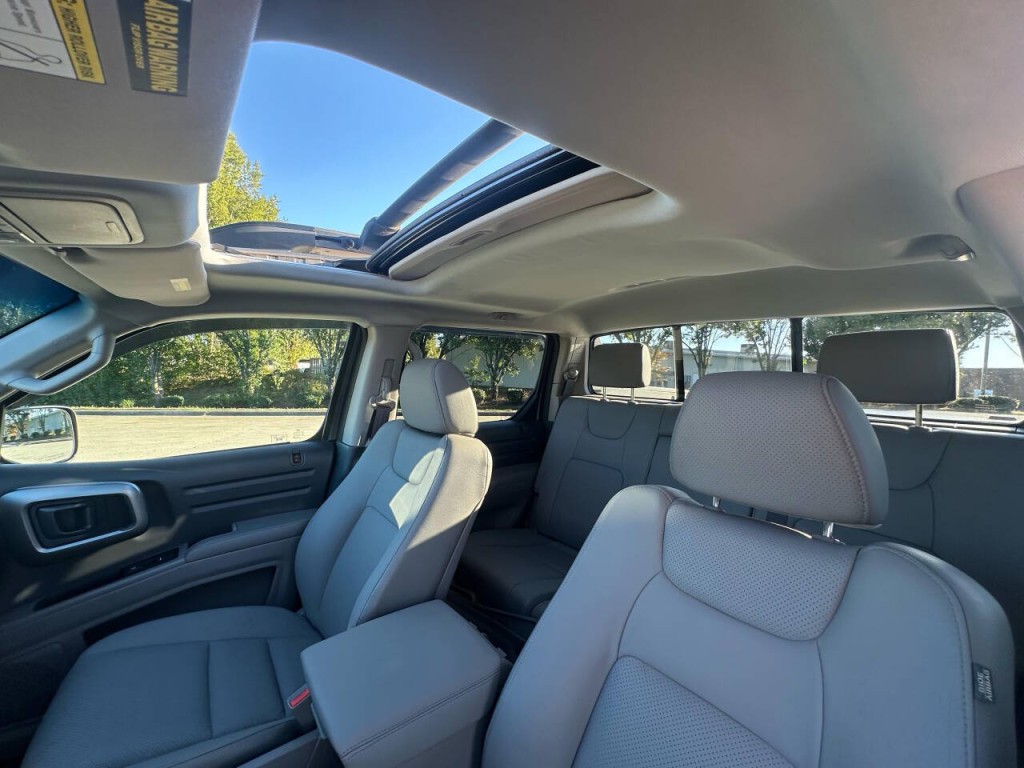 2012 Honda Ridgeline Image 13