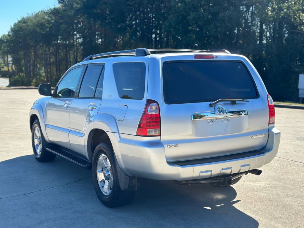 2007 Toyota 4Runner Image 3