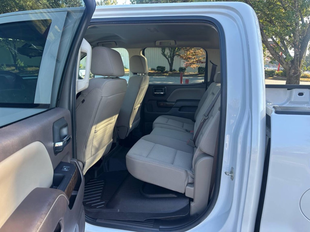 2018 Chevrolet Silverado 1500 Image 10