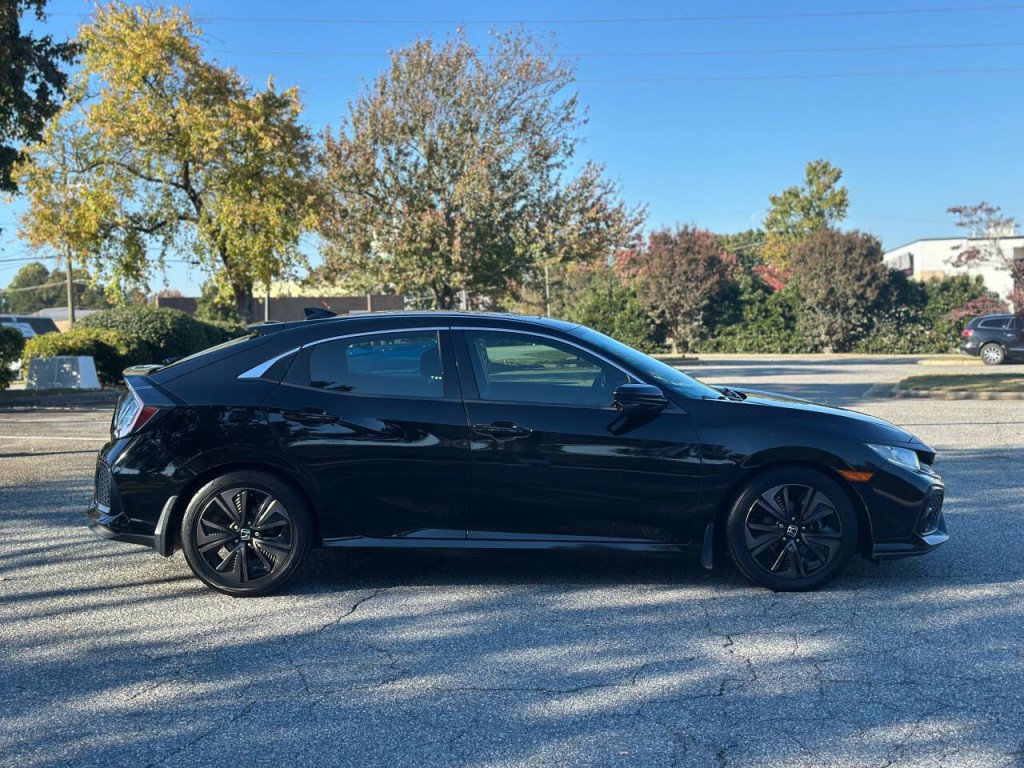 2018 Honda Civic Image 6
