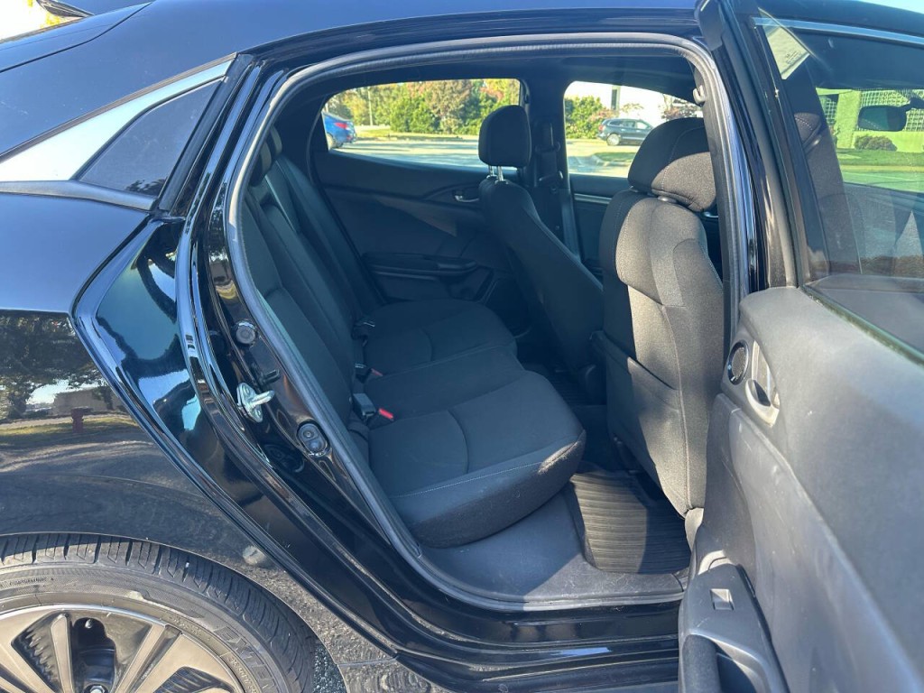 2018 Honda Civic Image 11