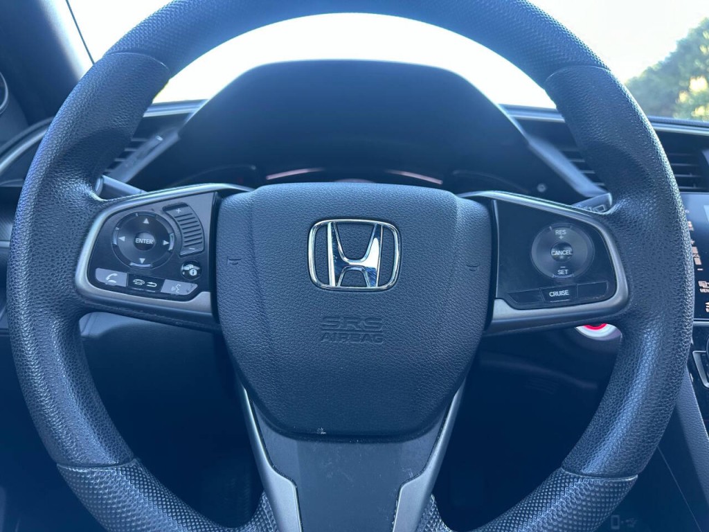 2018 Honda Civic Image 16