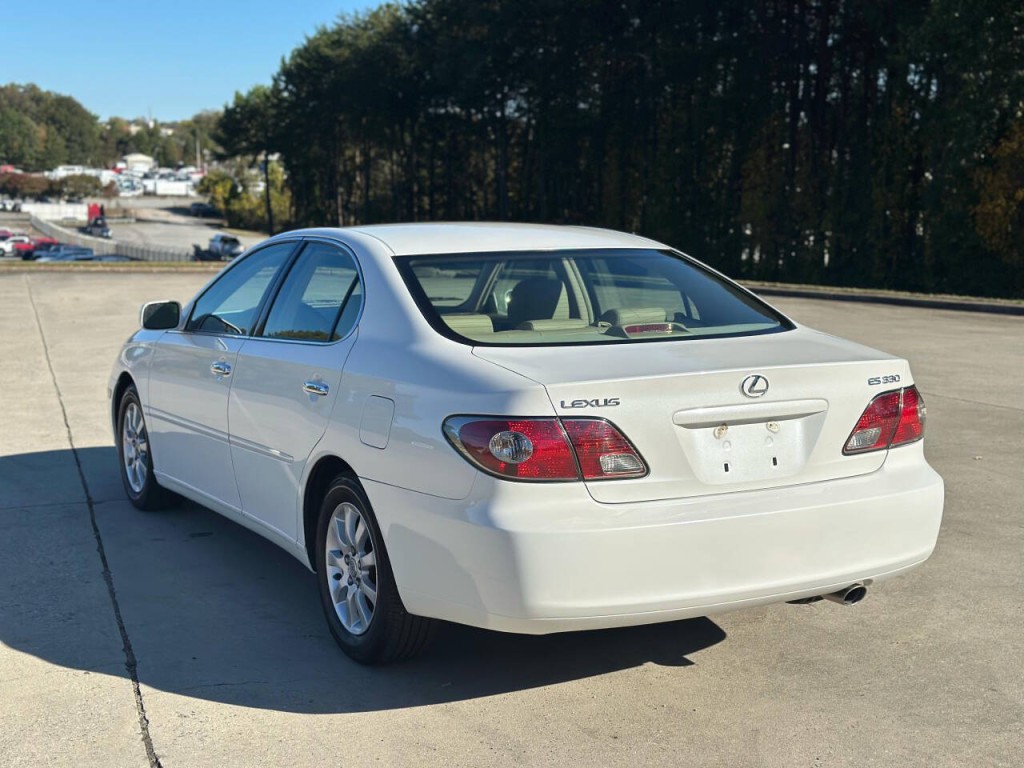 2004 Lexus ES 330 Image 3