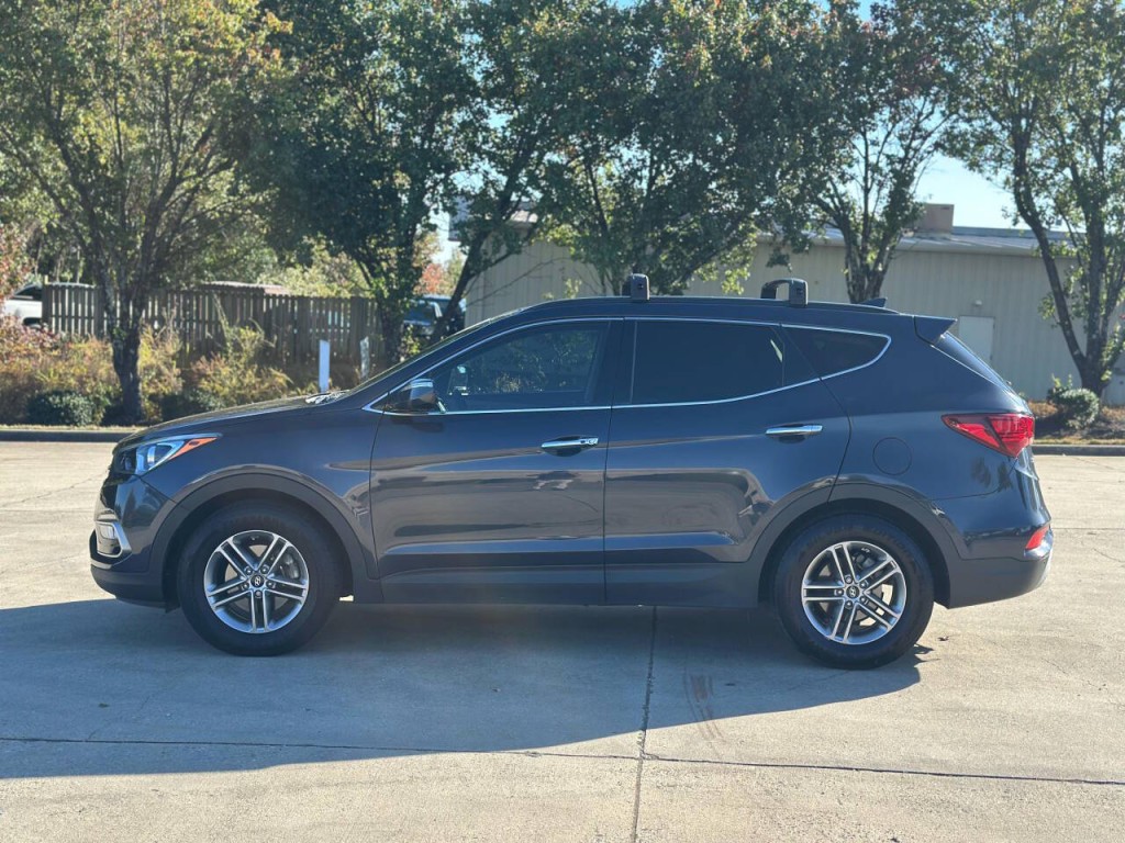 2018 Hyundai Santa Fe Sport Image 2