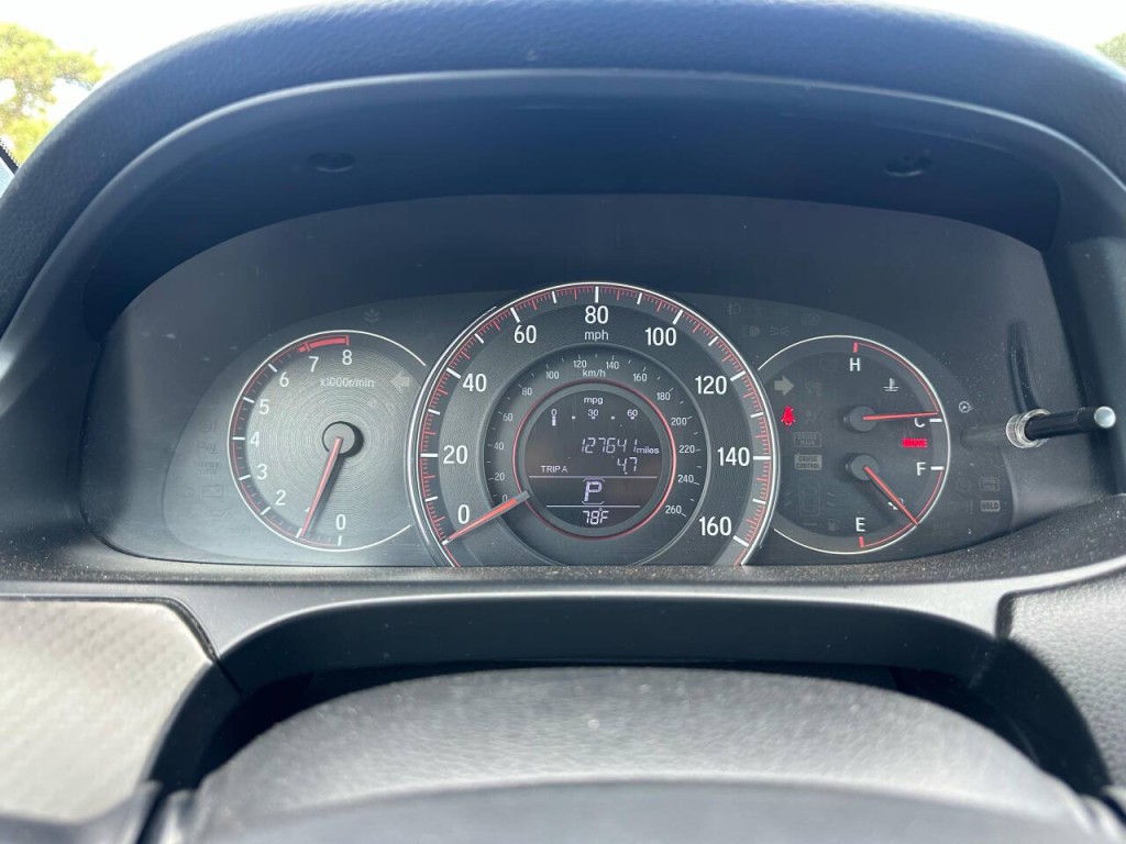 2016 Honda Accord Image 13