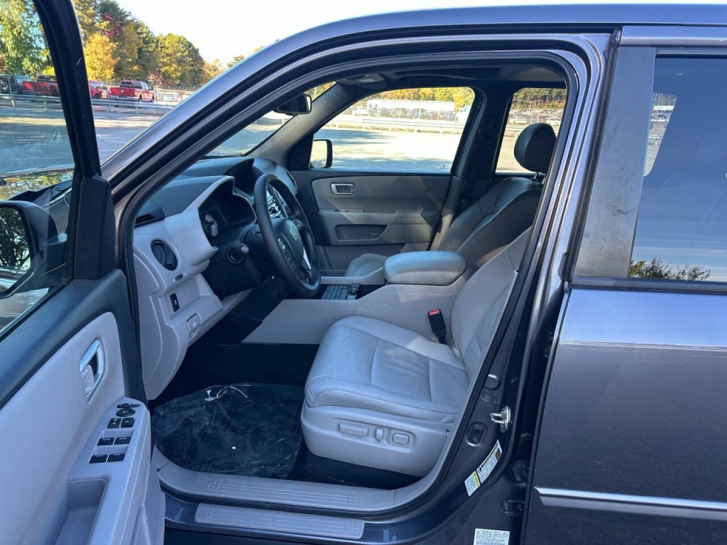 2015 Honda Pilot Image 7