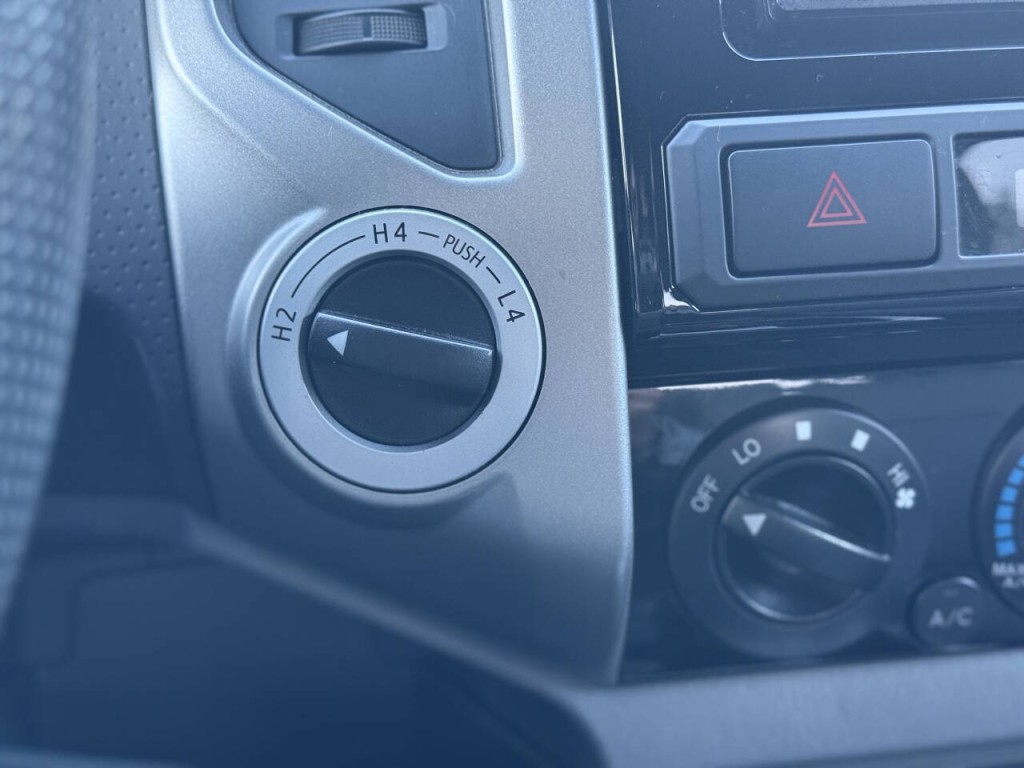 2013 Toyota Tacoma Image 13