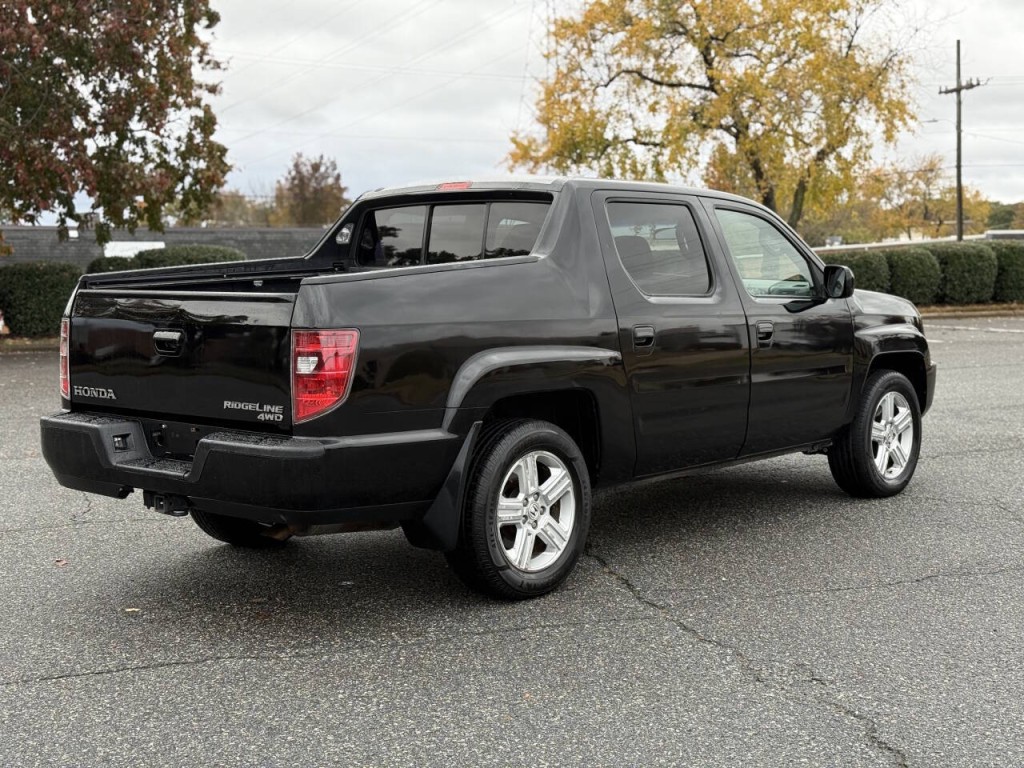 2012 Honda Ridgeline Image 5