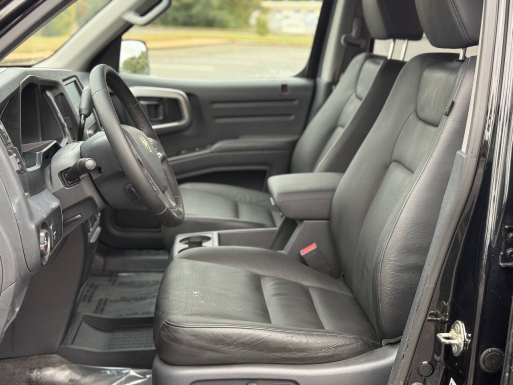 2012 Honda Ridgeline Image 8