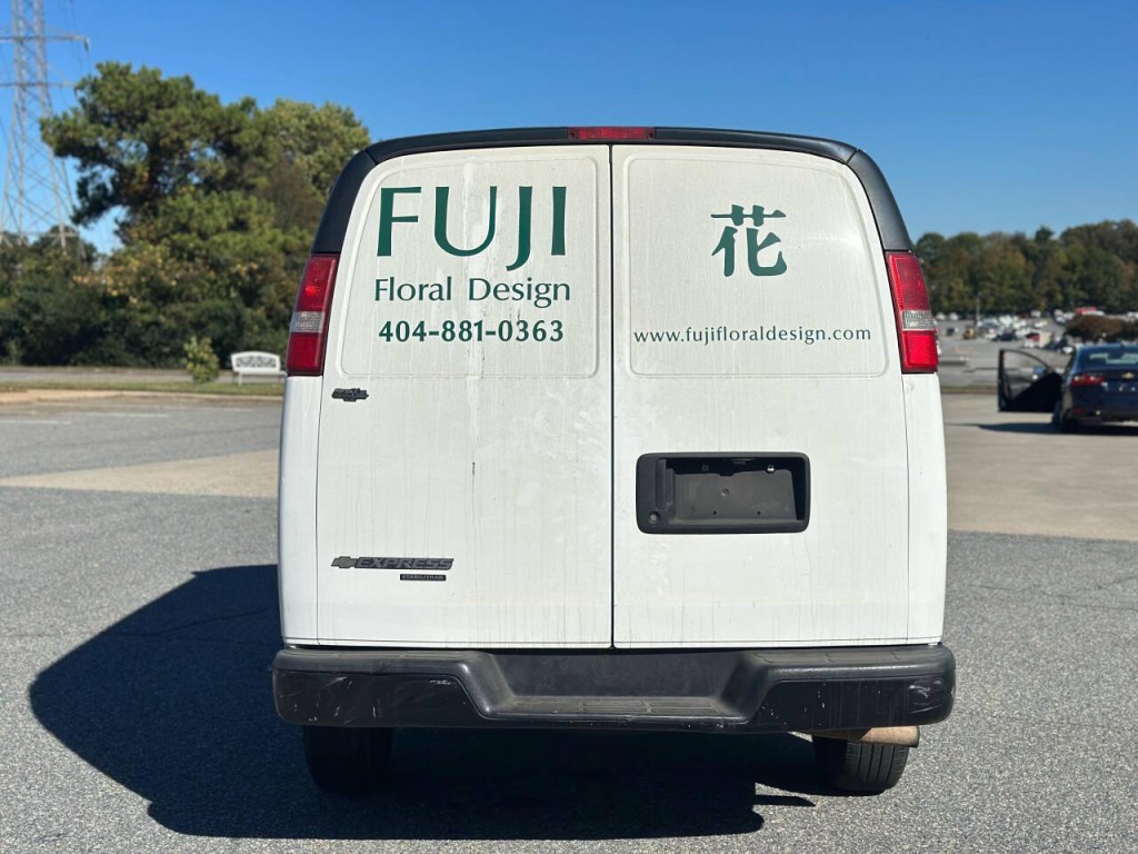 2016 Chevrolet Express Image 4