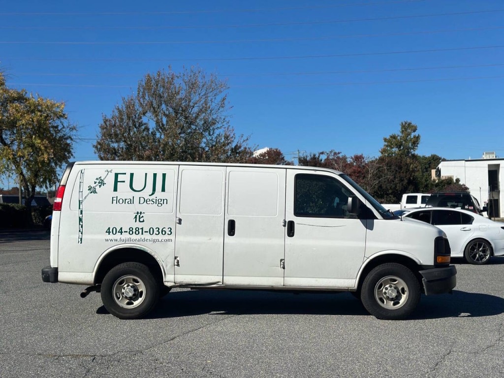 2016 Chevrolet Express Image 6