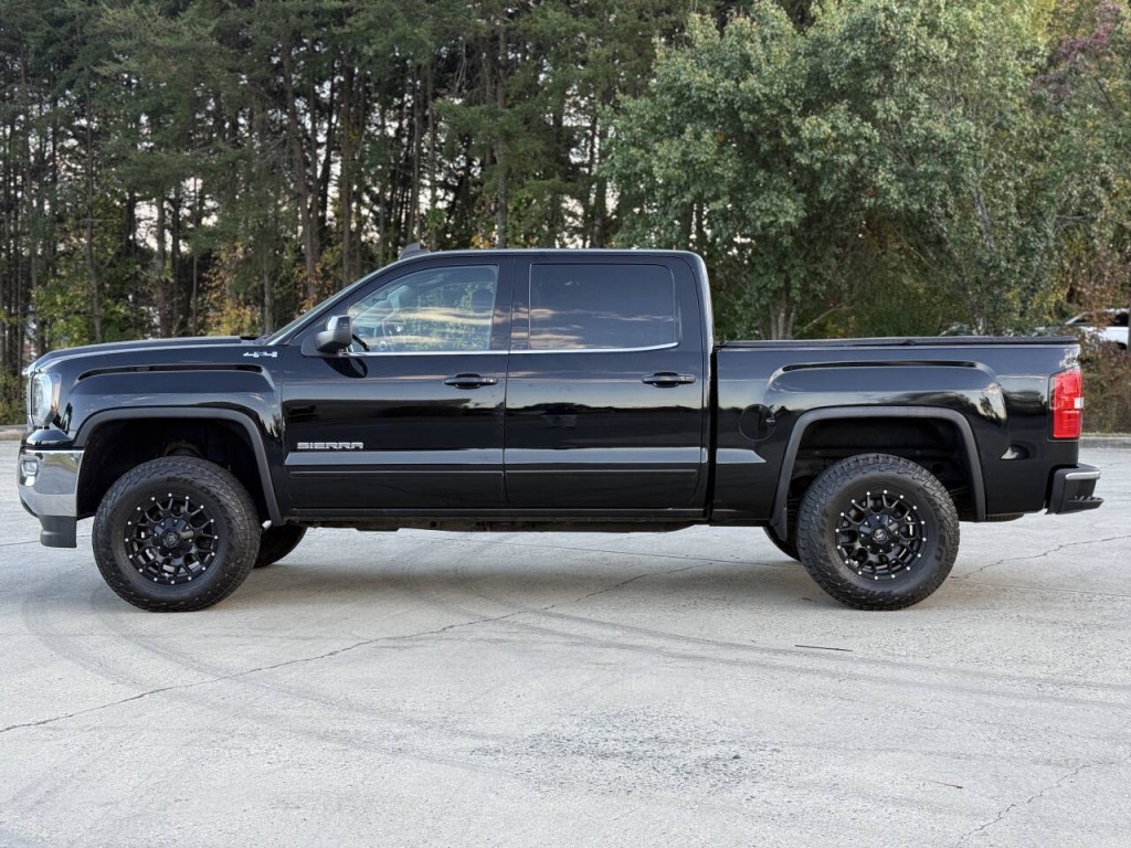 2018 GMC Sierra 1500 Image 2