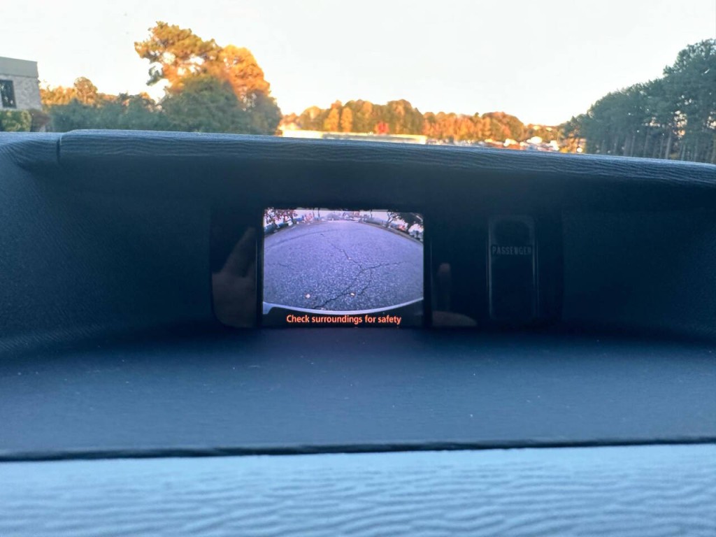 2013 Toyota Sienna Image 17