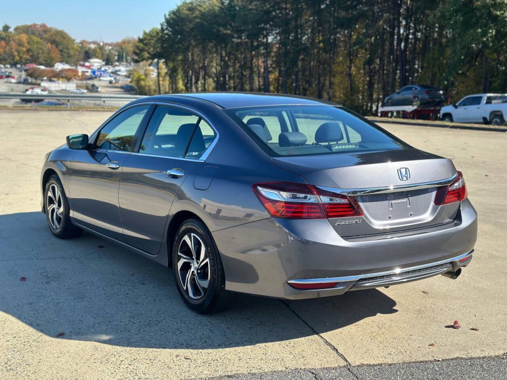 2016 Honda Accord Image 3