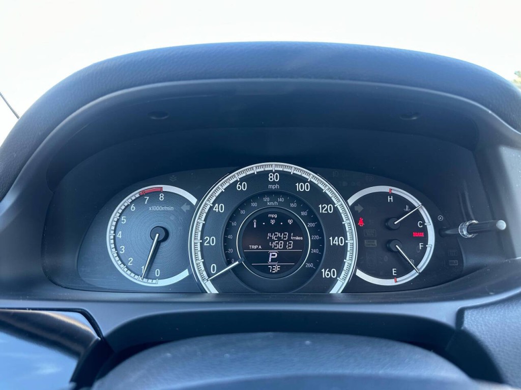 2016 Honda Accord Image 16