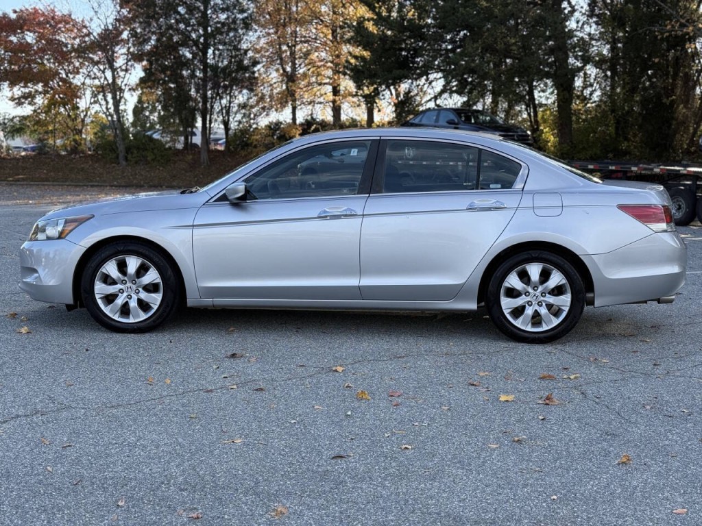 2008 Honda Accord Image 2