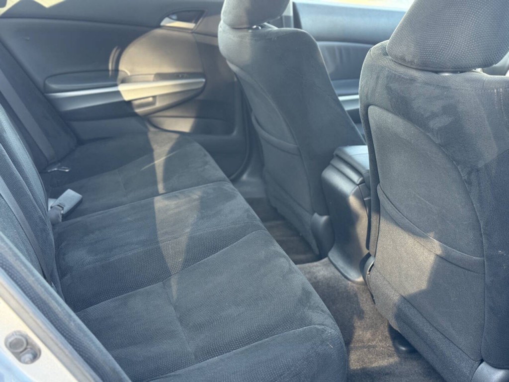 2008 Honda Accord Image 10