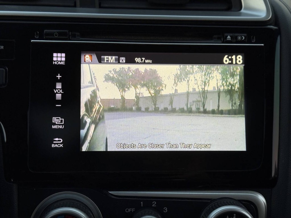 2017 Honda Fit Image 16