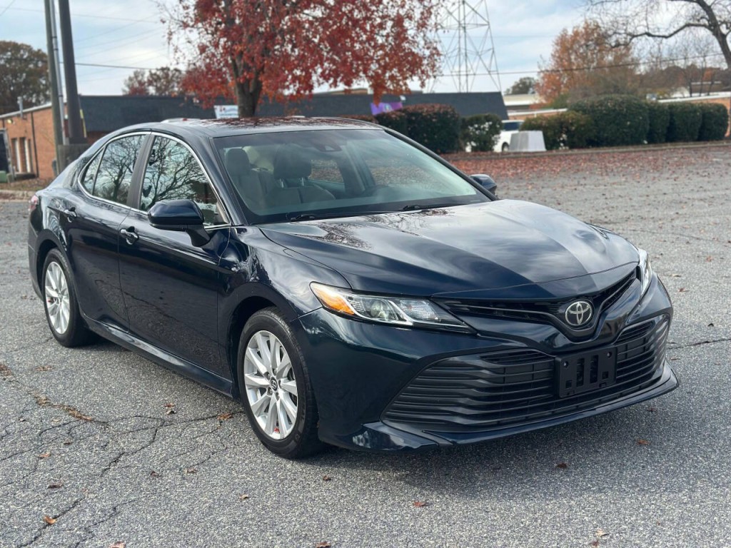 2018 Toyota Camry Image 7