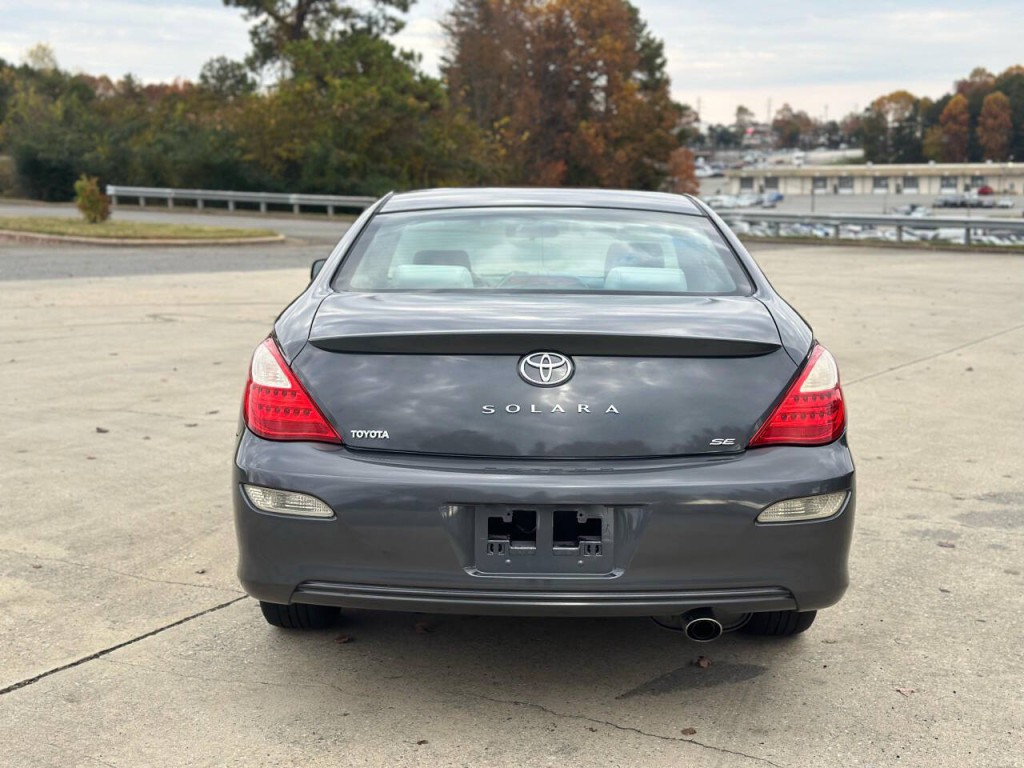 2007 Toyota Camry Image 4