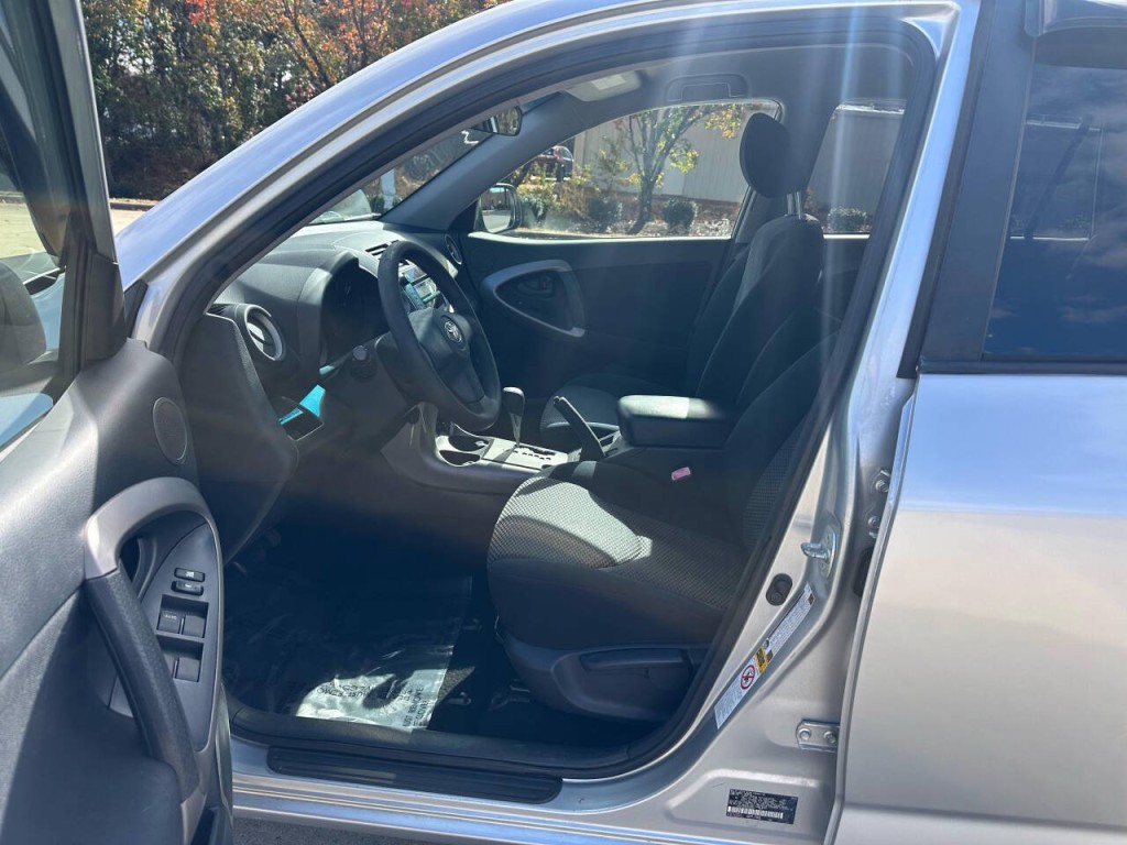 2007 Toyota Rav4 Image 8