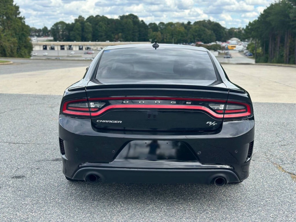 2017 Dodge Charger Image 4