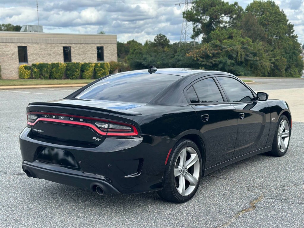 2017 Dodge Charger Image 5