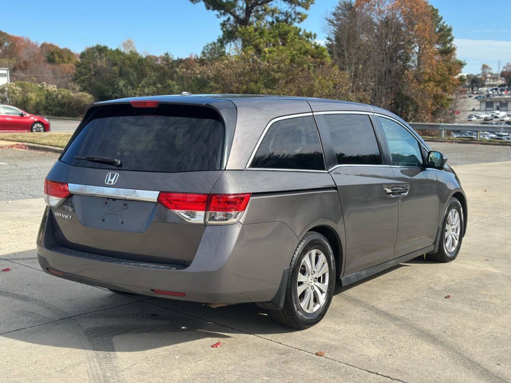 2015 Honda Odyssey Image 5