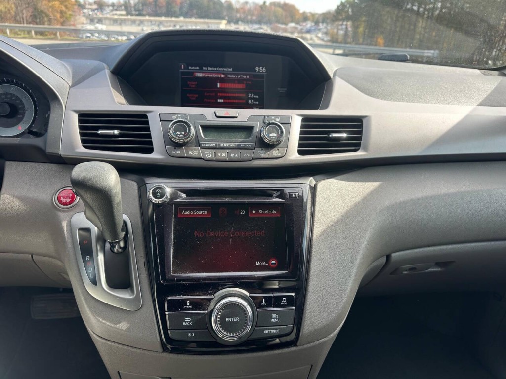 2015 Honda Odyssey Image 15