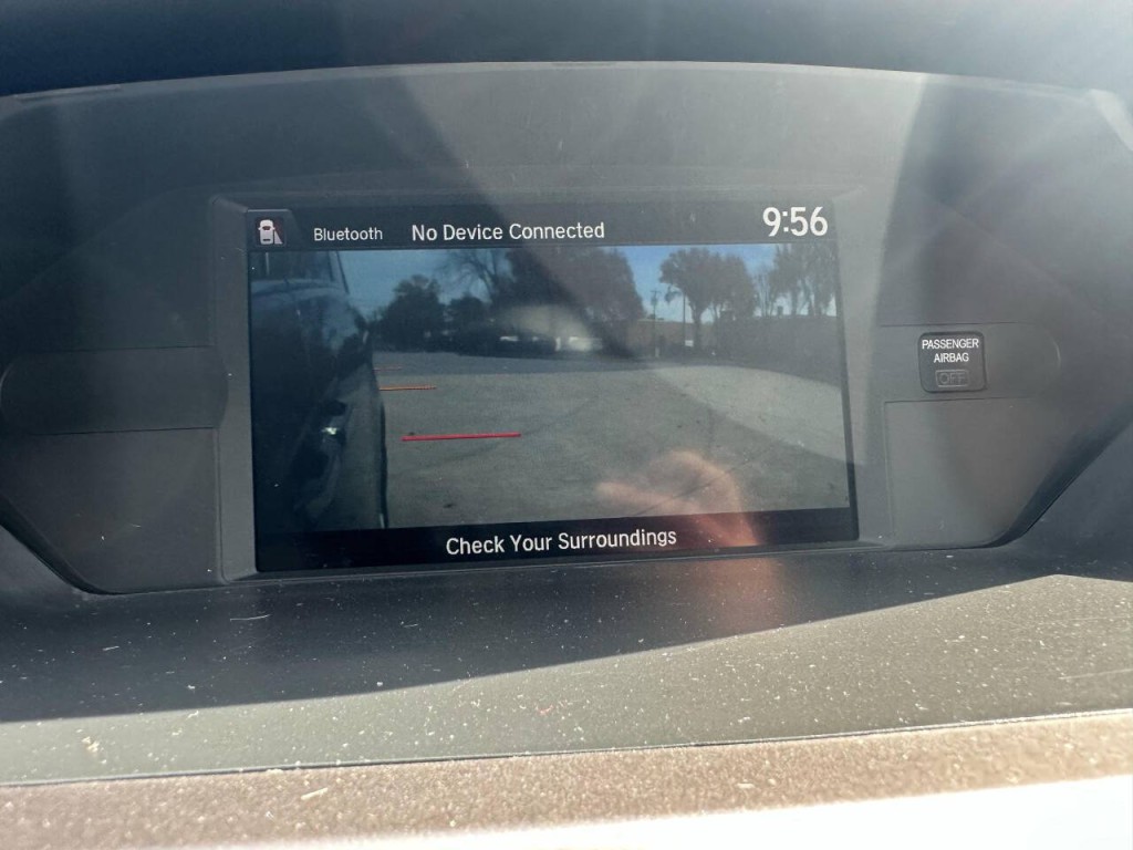 2015 Honda Odyssey Image 17