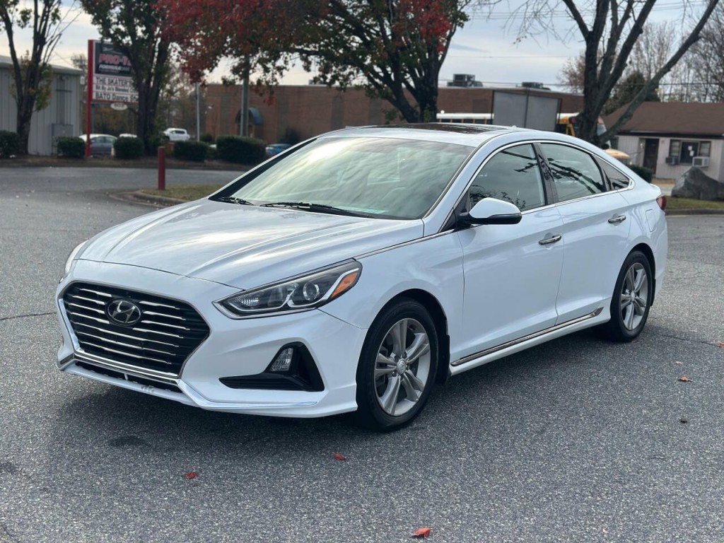 2018 Hyundai Sonata Image 1