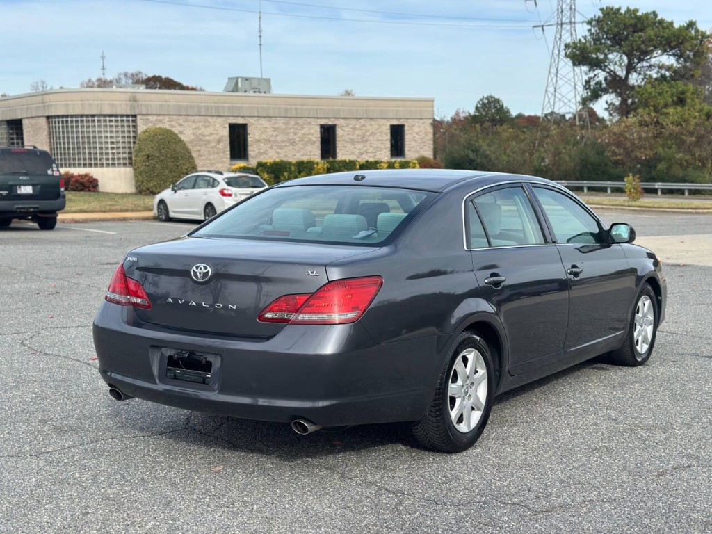 2009 Toyota Avalon Image 5
