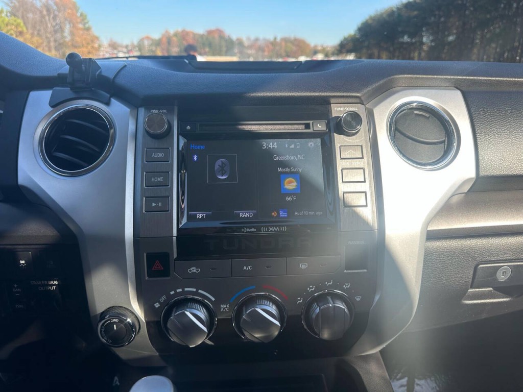2016 Toyota Tundra Image 13