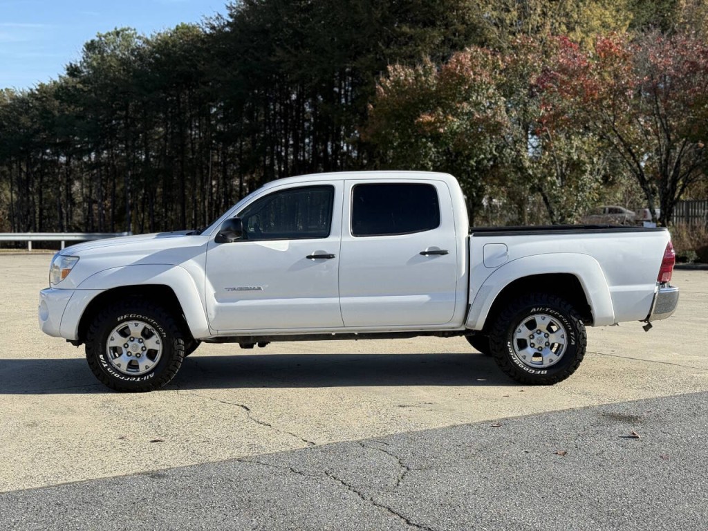 2007 Toyota Tacoma Image 2