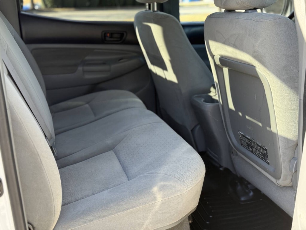 2007 Toyota Tacoma Image 9