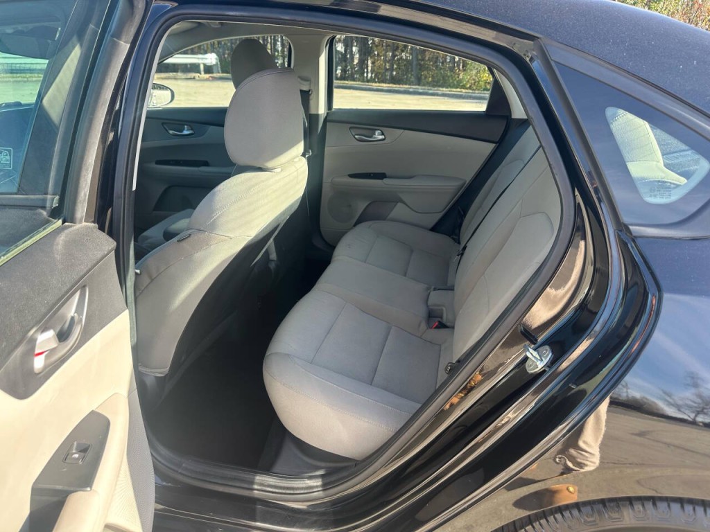 2020 Kia Forte Image 9