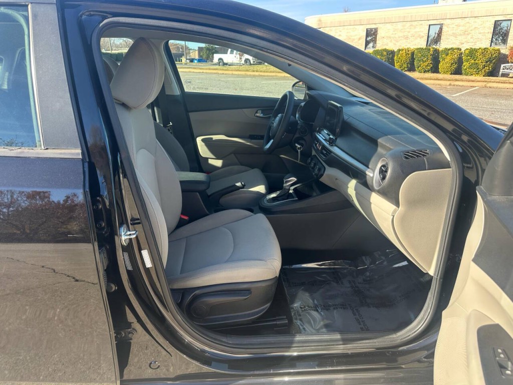 2020 Kia Forte Image 12