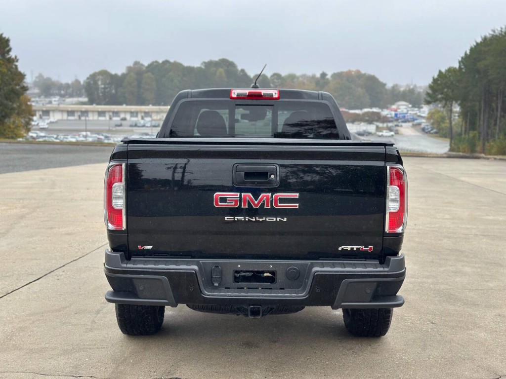 2021 GMC Canyon Image 3