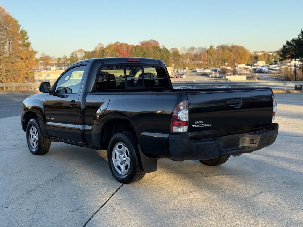 2010 Toyota Tacoma Image 3