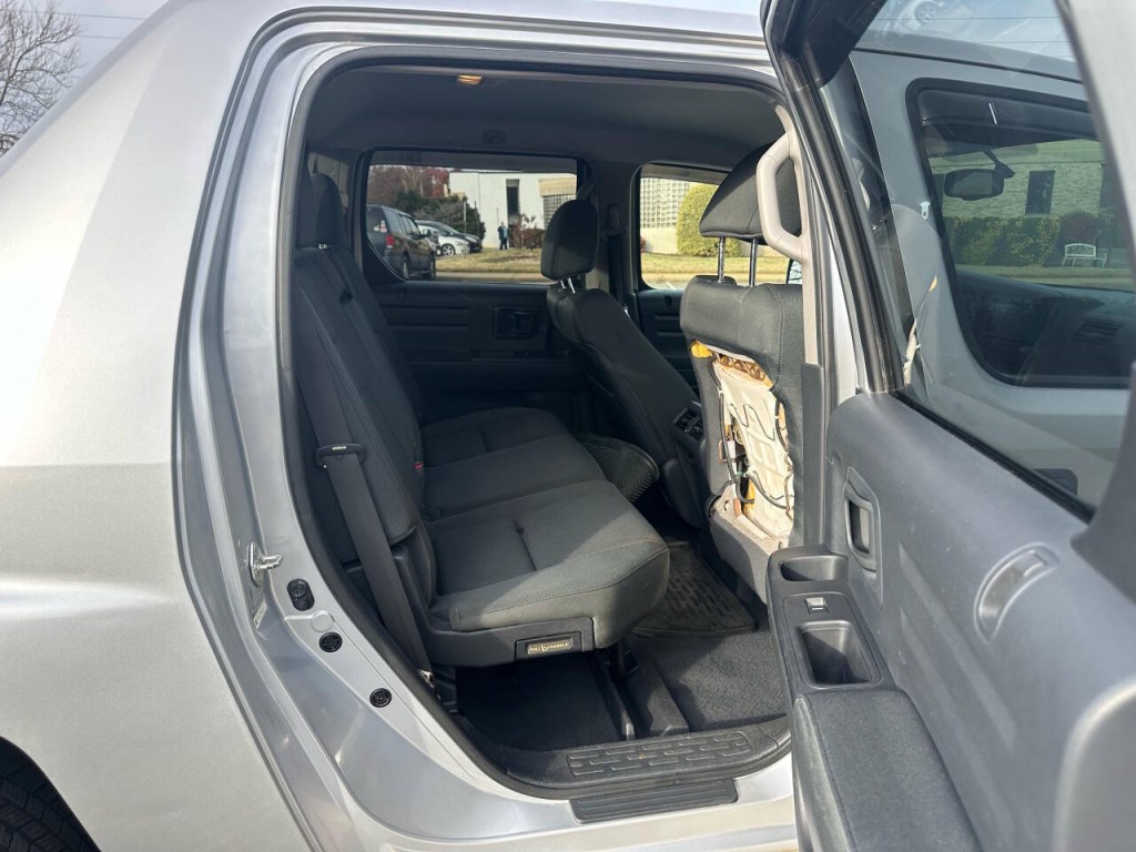 2013 Honda Ridgeline Image 10