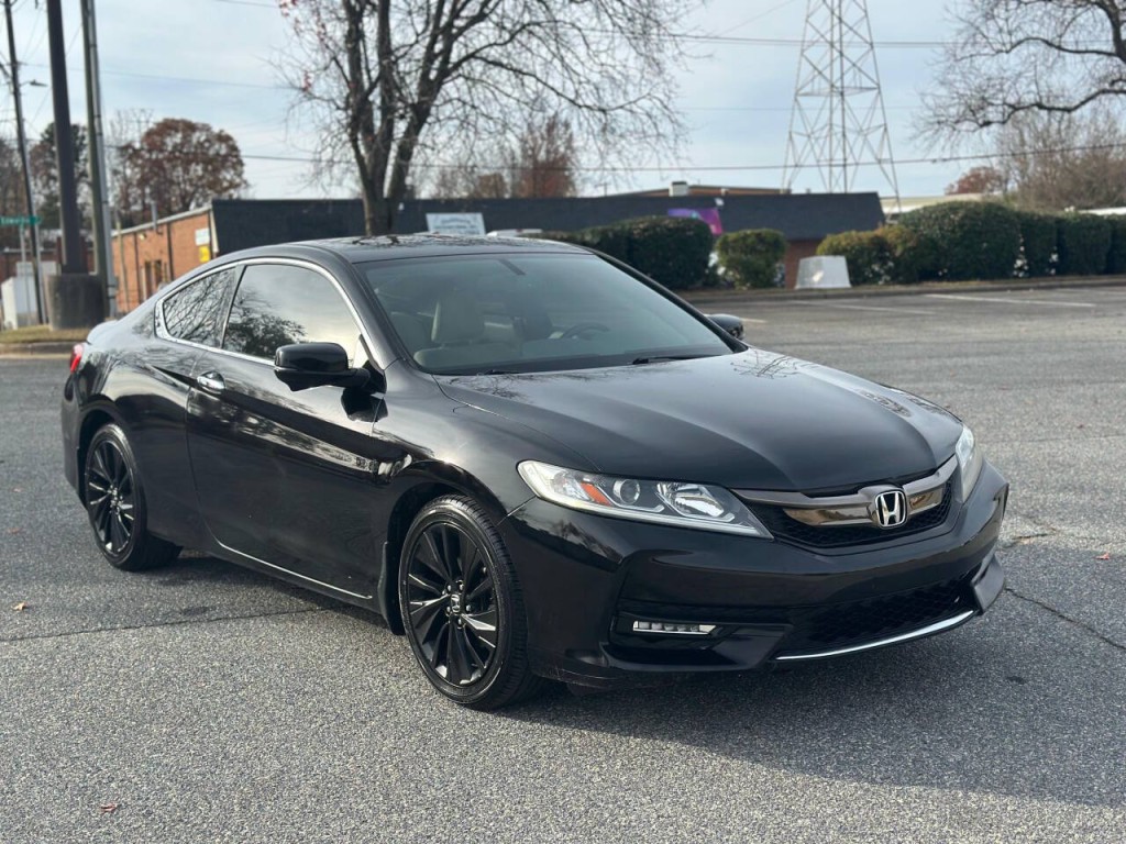 2017 Honda Accord Image 7