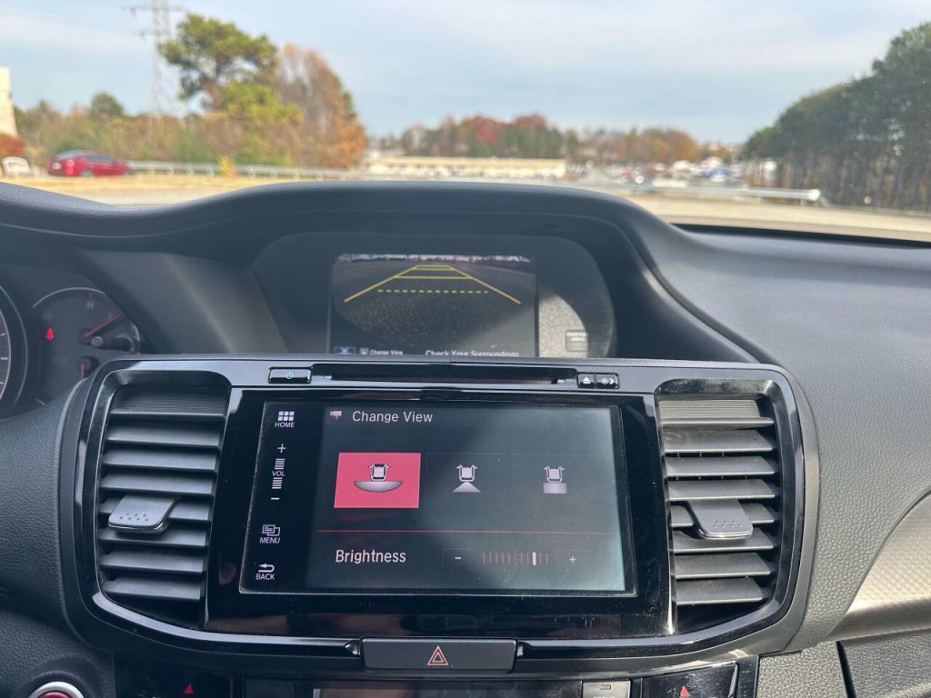 2017 Honda Accord Image 12