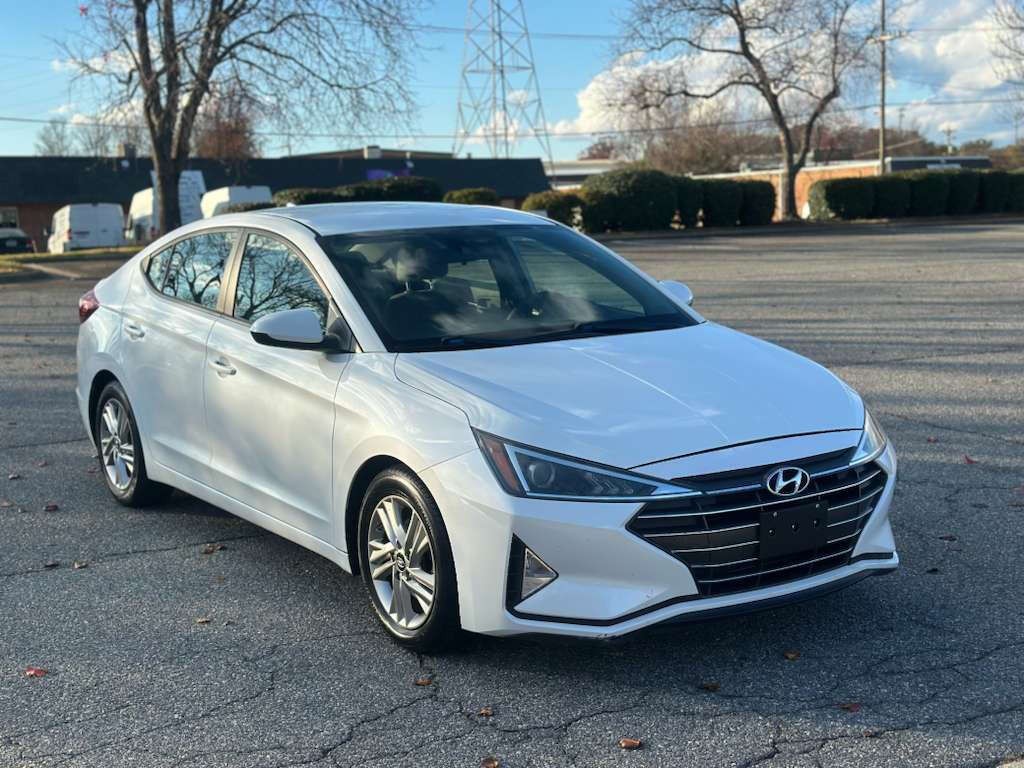 2019 Hyundai Elantra Image 7