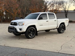 Image for 2015 Toyota Tacoma V6 Double Cab 5.0 ft SB ID: 7022668