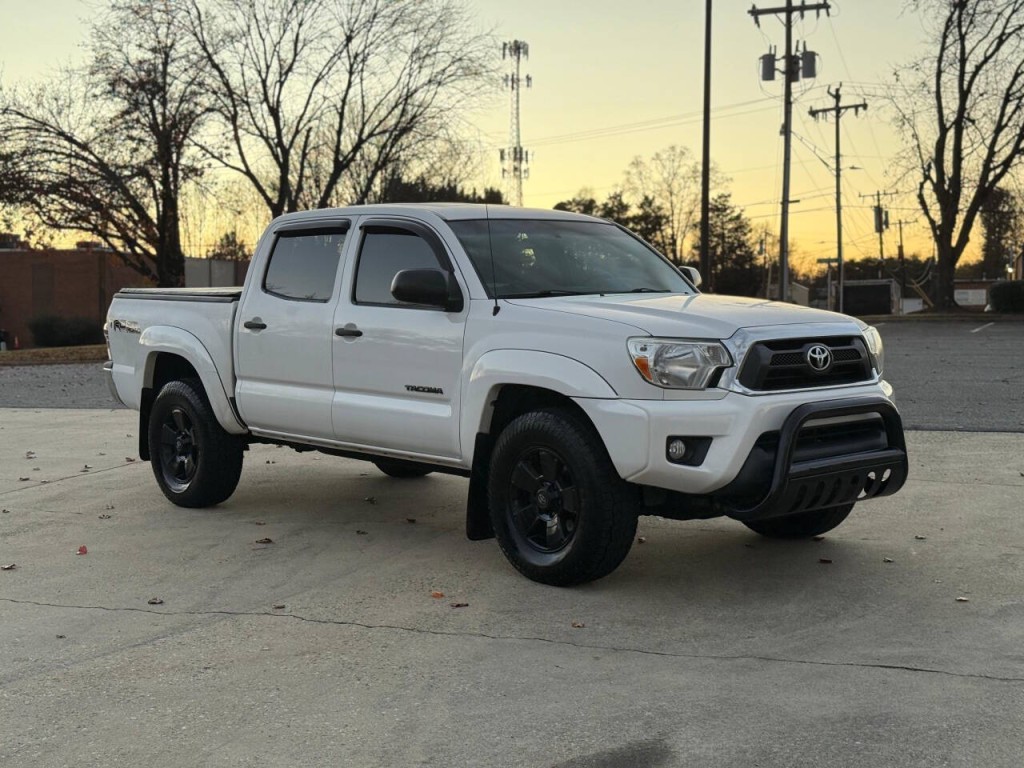 2015 Toyota Tacoma Image 7
