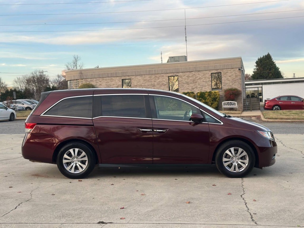 2016 Honda Odyssey Image 6