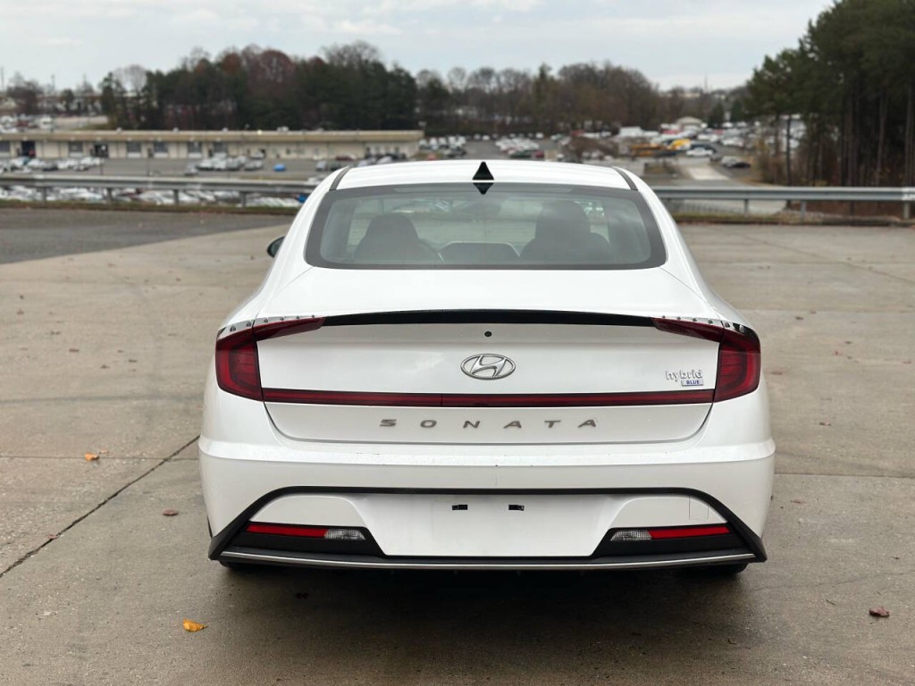 2022 Hyundai Sonata Image 4