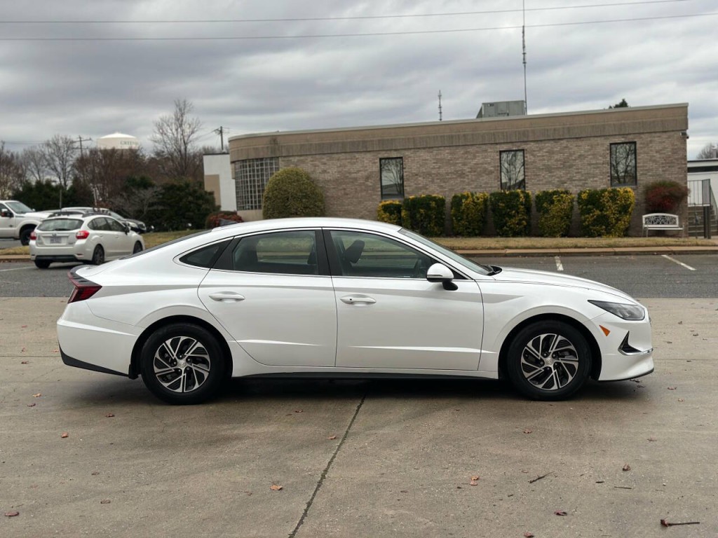 2022 Hyundai Sonata Image 6